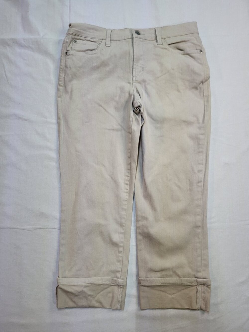 NYDJ Dayla Wide Cuff Capri Pants Size 6 Sand Khaki Lift Tuck Technology Casual